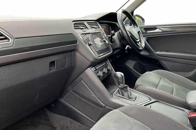 Used VW Tiguan SEL 150 HP (110 kW) 2019 Grey SUV