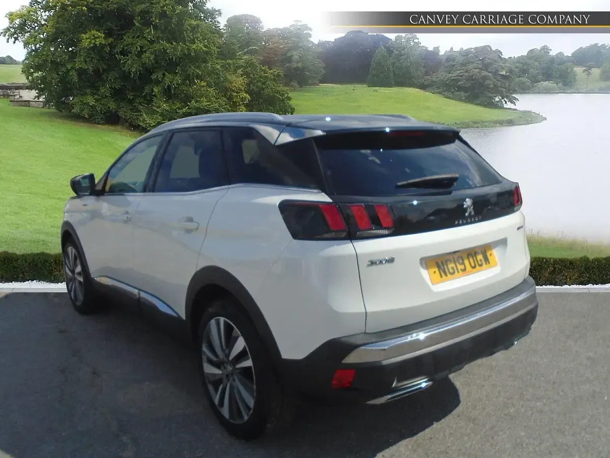 Used Peugeot 3008 GT-line 130 HP (95 kW) 2019 White SUV