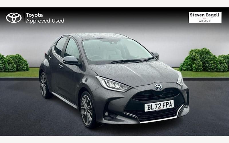 Used 2025 Toyota Yaris Hybrid Hatchback | £19,236 (Fair price) - Image 1/3