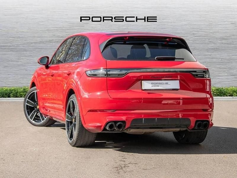 Used Porsche Cayenne GTS 453 HP (333 kW) 2023 Red SUV