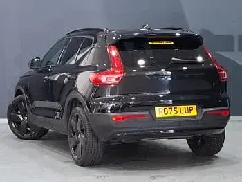 Used Volvo XC40 Plus 197 HP (144 kW) 2025 Black SUV