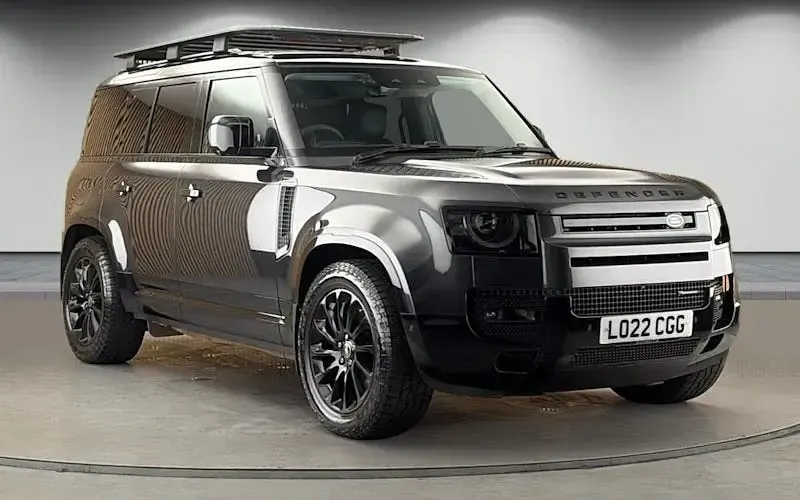 Usado Land Rover Defender HSE Dynamic 404 CV (297 kW) 2024 SUV