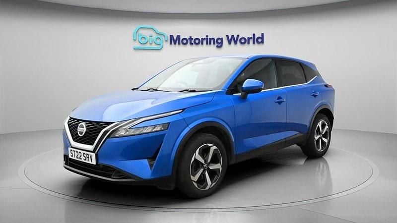 Used Nissan Qashqai N-Connecta 140 HP (102 kW) 2022 Blue SUV