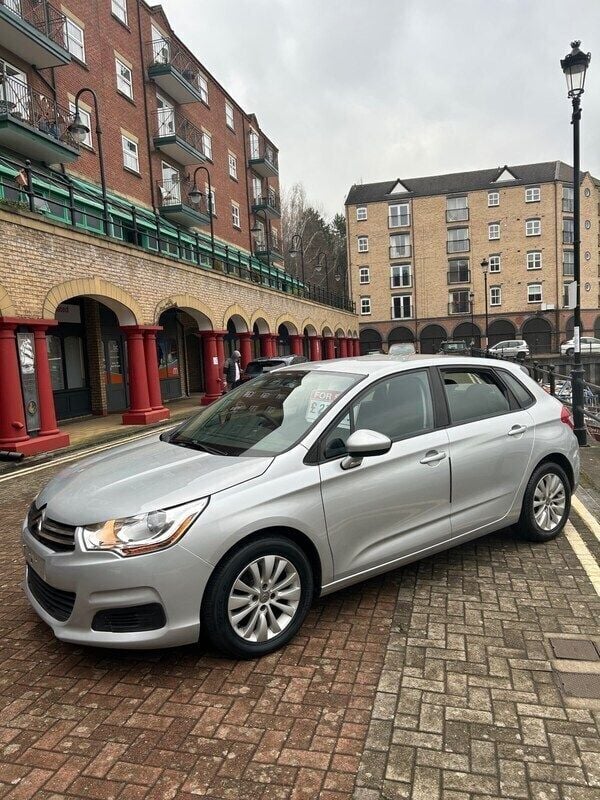 Silver Used 2013 Citroën C4 VTR Sport Hatchback | £2,250 (Super price) - Image 1/4