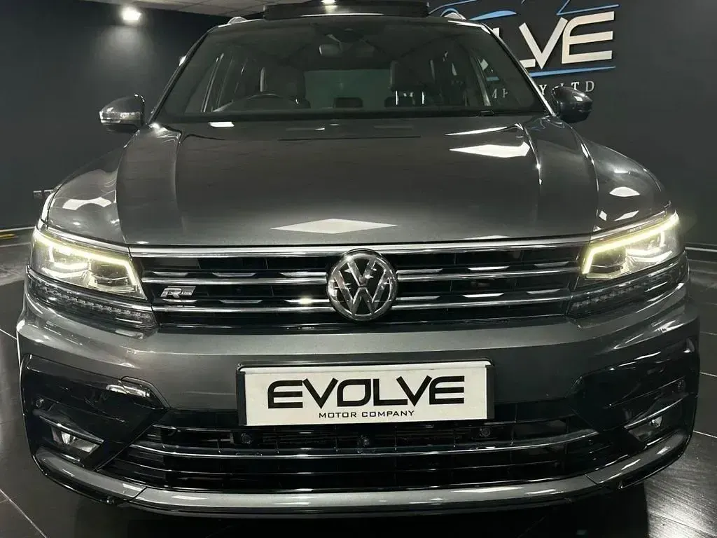 Used VW Tiguan R-line 150 HP (110 kW) 2019 Grey SUV