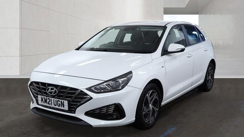 Used Hyundai i30 SE 2021 White Hatchback
