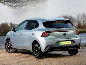 New MG MG4 EV 117 kW (160 HP) 2026 Green Hatchback