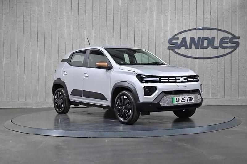 New 2025 Dacia Spring Extreme Hatchback | £10,999 (Fair price) - Image 1/1