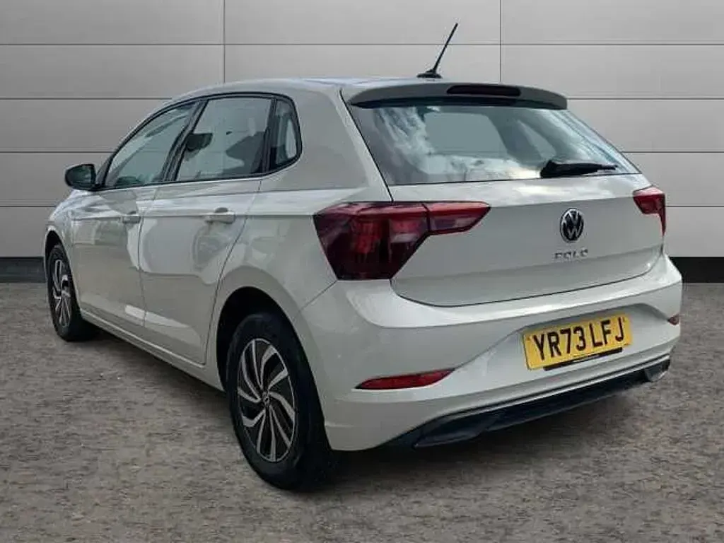 Begagnad VW Polo Life 80 HK (58 kW) 2023 Grå Halvkombi