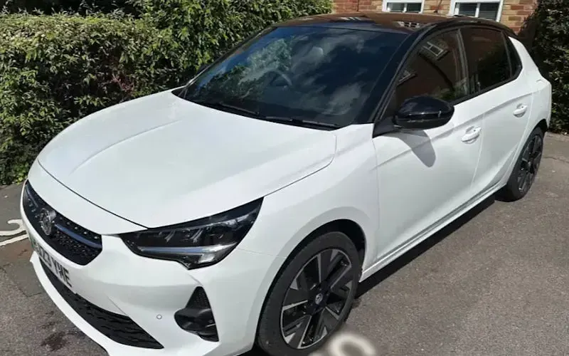 Used Vauxhall Corsa-e 100 kW (136 HP) 2023 White Hatchback