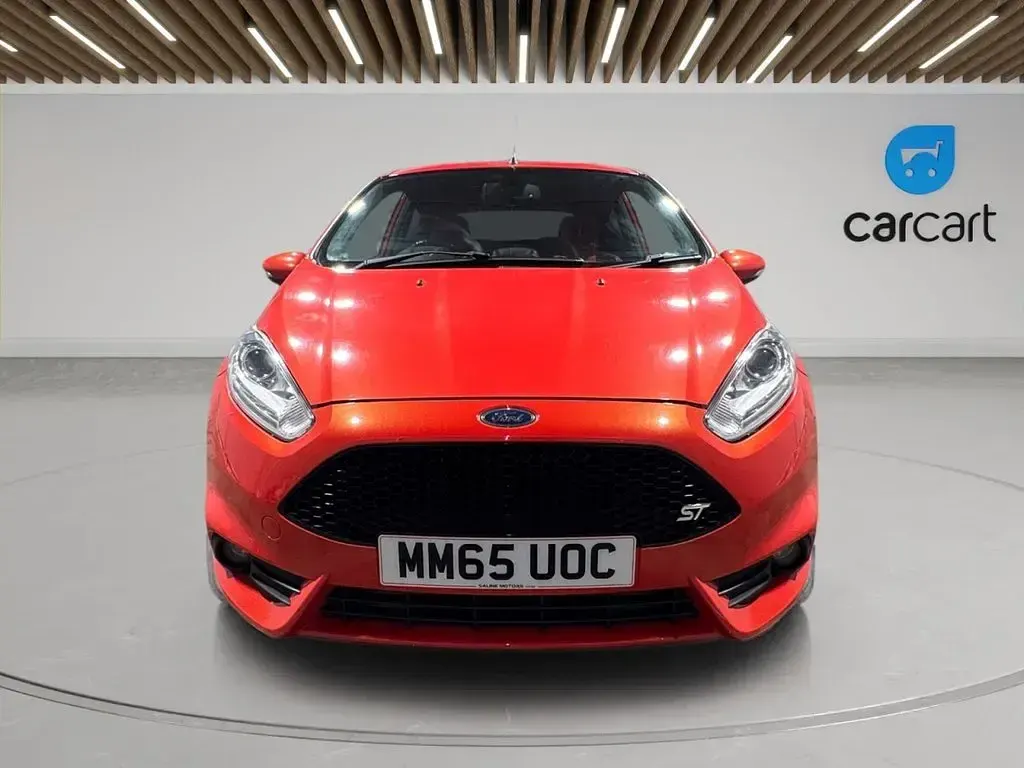 Used Ford Fiesta ST 182 HP (133 kW) 2015 Orange Hatchback