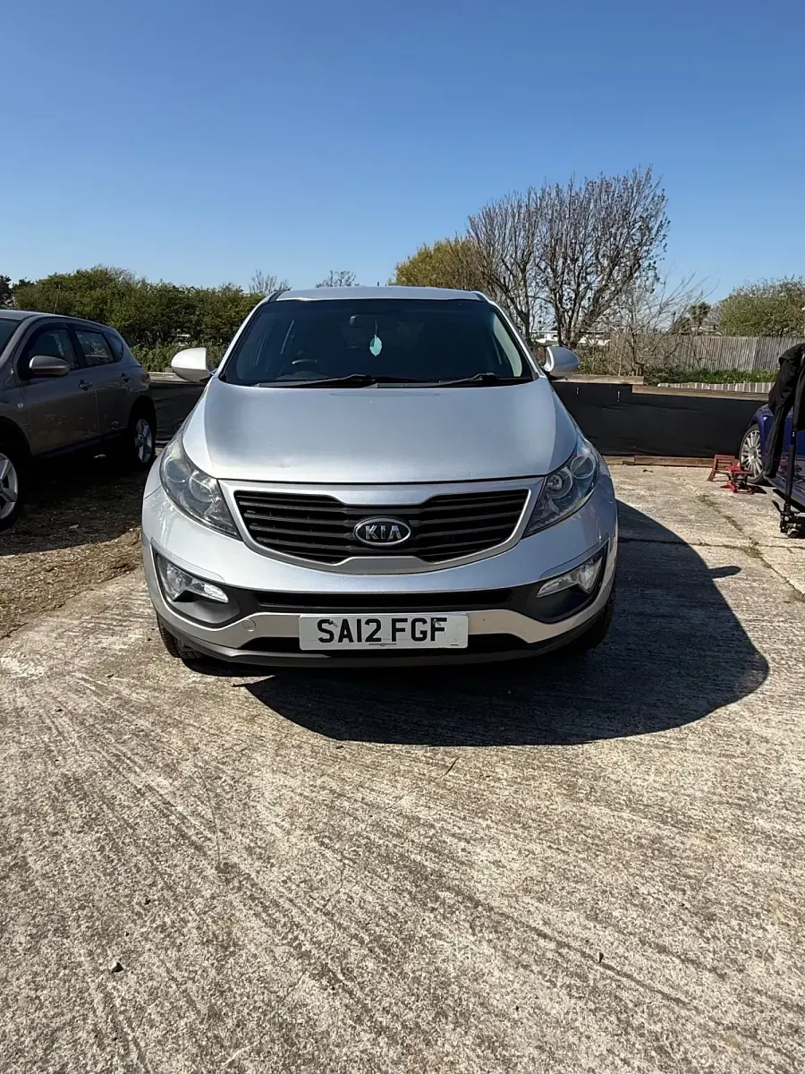 Begagnad Kia Sportage 115 HK (84 kW) 2012 Silver SUV