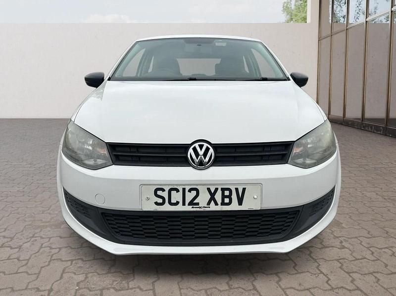 Begagnad VW Polo S 2012 Vit Halvkombi