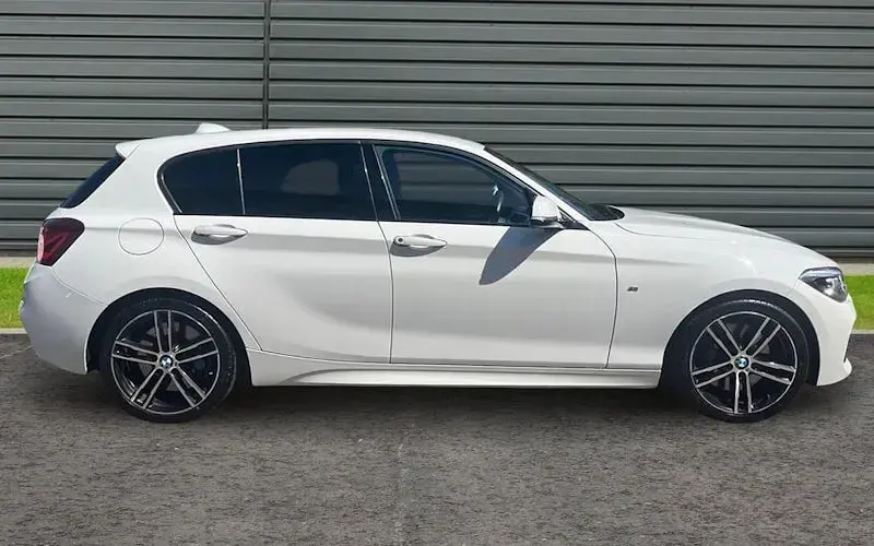 Used BMW 118 Efficient Dynamics 136 HP (100 kW) 2019 Hatchback
