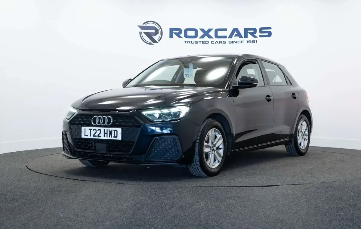Used Audi A1 Sportback Design 95 HP (69 kW) 2022 Blue Hatchback