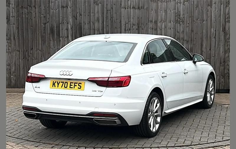 Used Audi A4 Sport 161 HP (118 kW) 2020 White Sedan