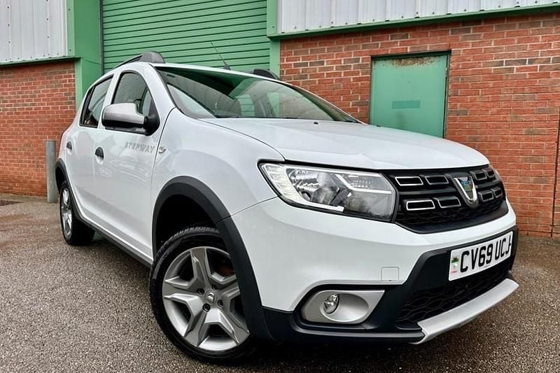 Used Dacia Sandero Essentiel 90 HP (66 kW) 2019