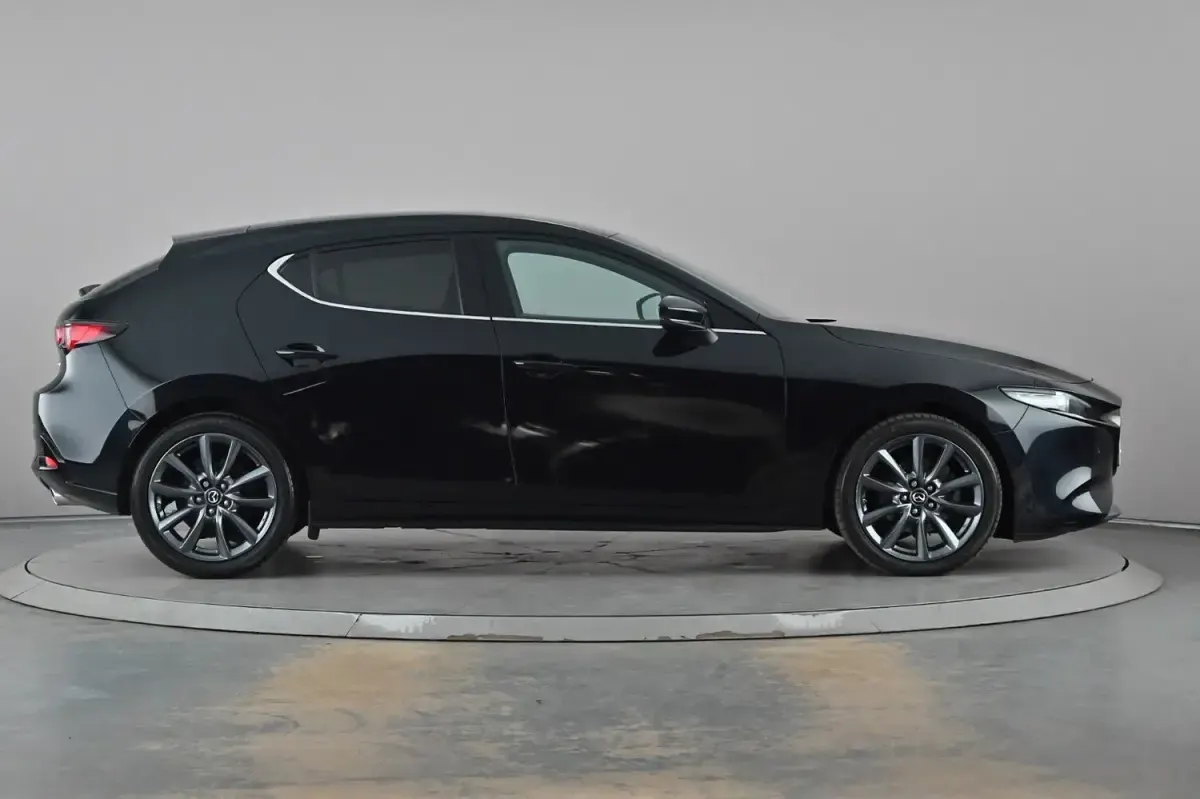 Used Mazda 3 Inclusive 122 HP (89 kW) 2022 Black Hatchback