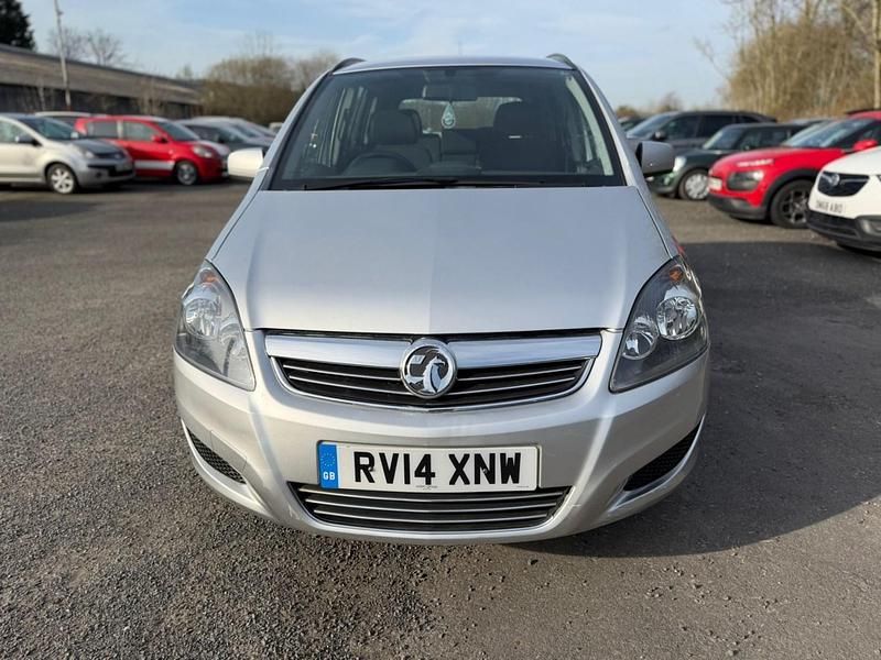 Used Vauxhall Zafira 120 HP (88 kW) 2014 Silver MPV