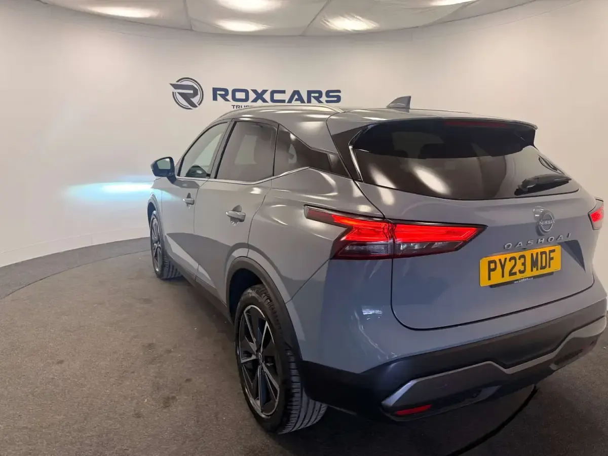 Used Nissan Qashqai Tekna 138 HP (101 kW) 2023 Grey SUV