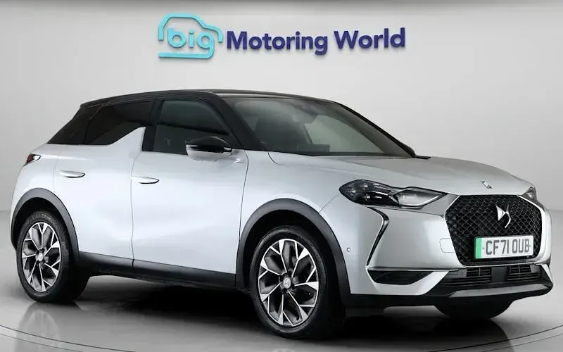 Usado DS Automobiles DS3 Crossback Ultra Prestige 100 kW (136 HP) 2021 SUV