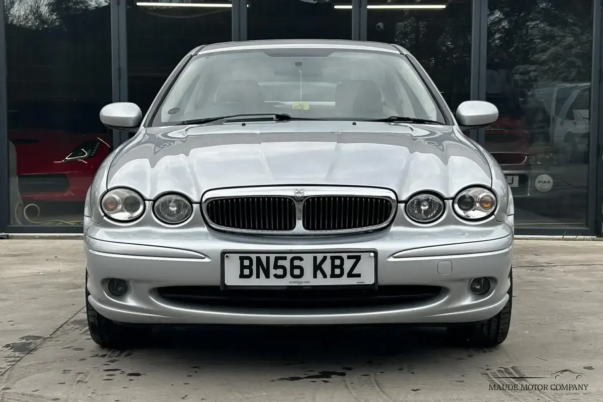 Used Jaguar X-type S 155 HP (114 kW) 2006 Silver Sedan