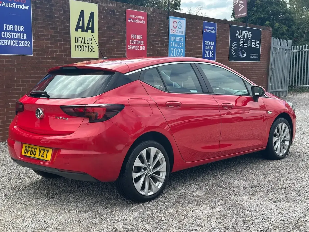 Used Vauxhall Astra Design Edition 2016 Red Hatchback