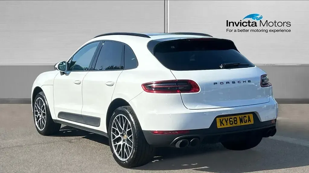 Used Porsche Macan 252 HP (185 kW) 2018 White SUV