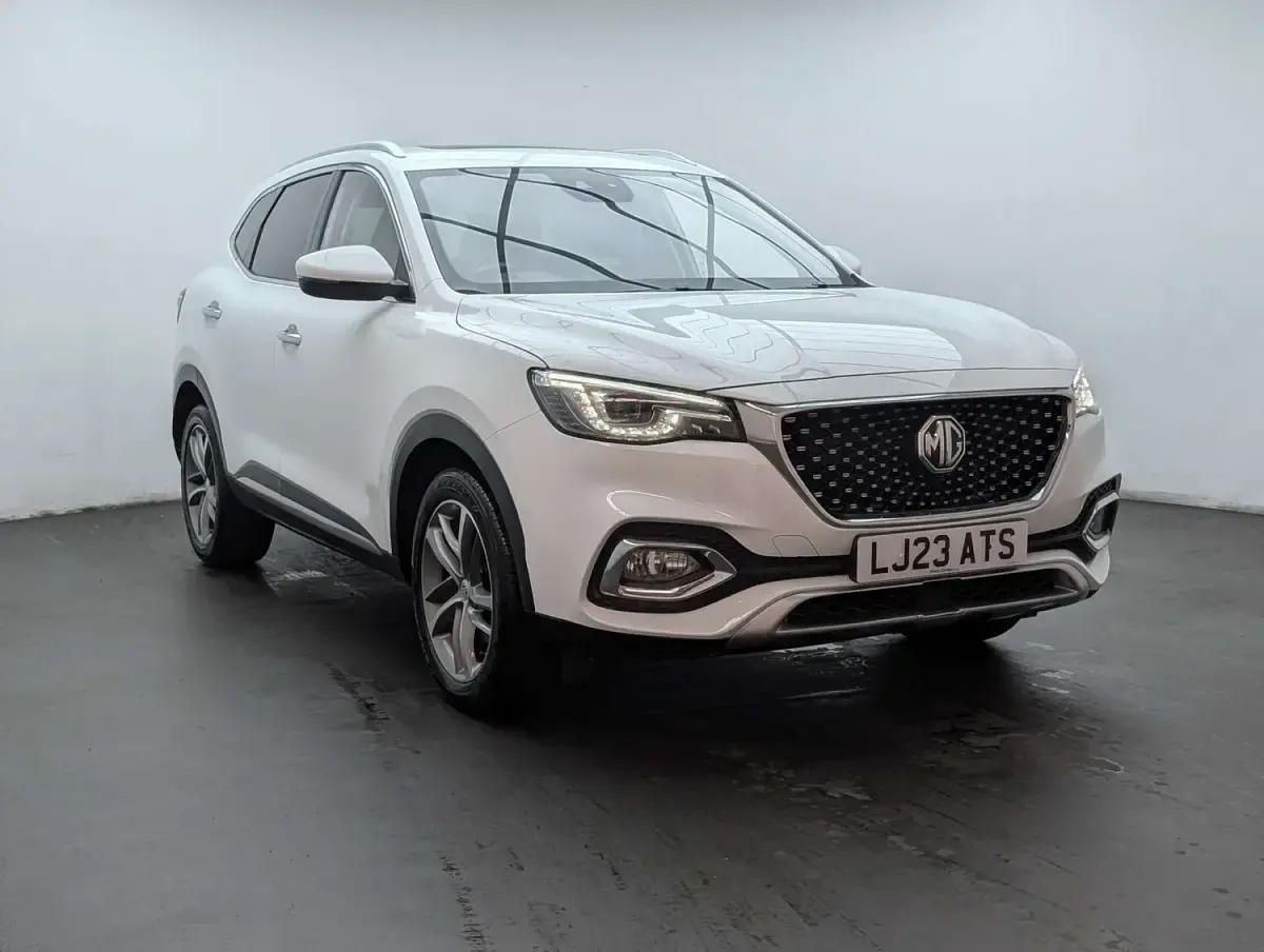Used MG HS Exclusive 162 HP (119 kW) 2023 White SUV