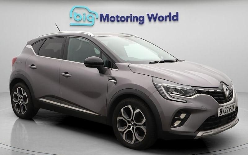 Used Renault Captur SE 140 HP (102 kW) 2021 Grey SUV