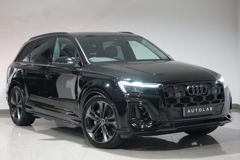 Black New 2025 Audi Q7 Black Edition SUV | £64,875 (Super price) - Image 1/3
