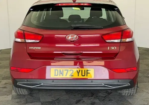 Used Hyundai i30 SE 120 HP (88 kW) 2022 Red Hatchback