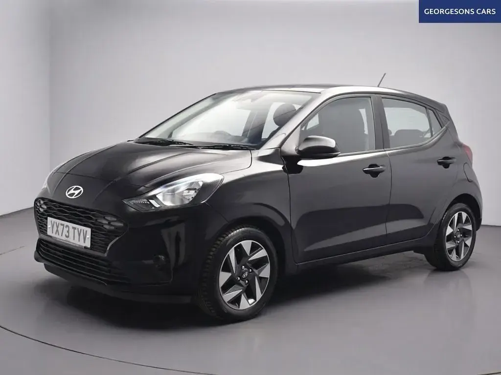 Used Hyundai i10 Advanced 67 HP (49 kW) 2023 Black Hatchback