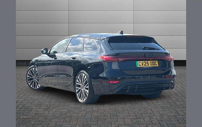 New Audi e-tron Performance 269 kW (367 HP) 2025 Black SUV