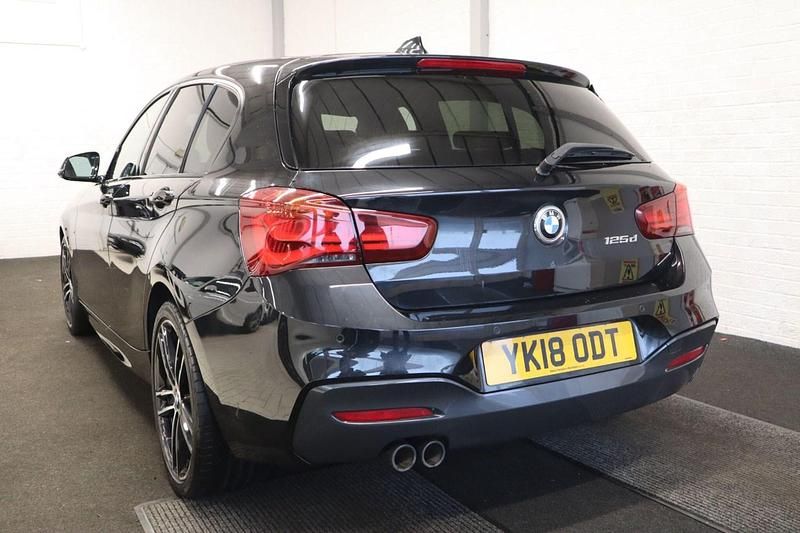 Used BMW 125 Efficient Dynamics 224 HP (164 kW) 2018 Black Hatchback