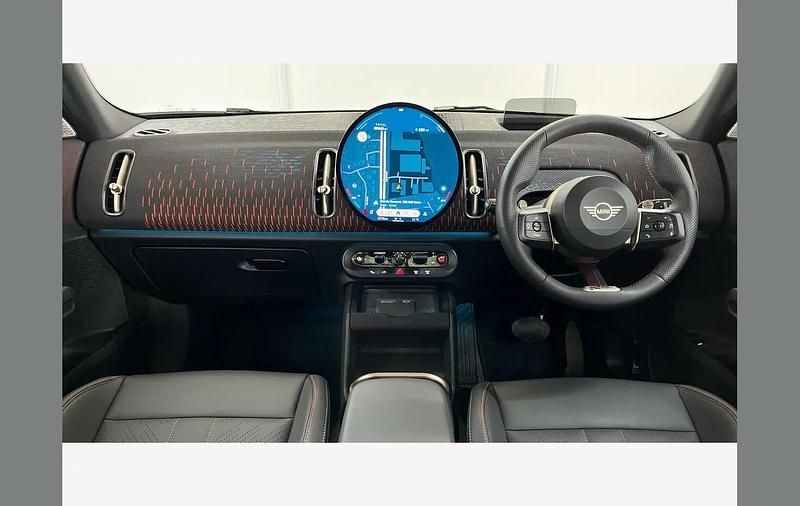 Used Mini Countryman Sport 218 HP (160 kW) 2025 White SUV