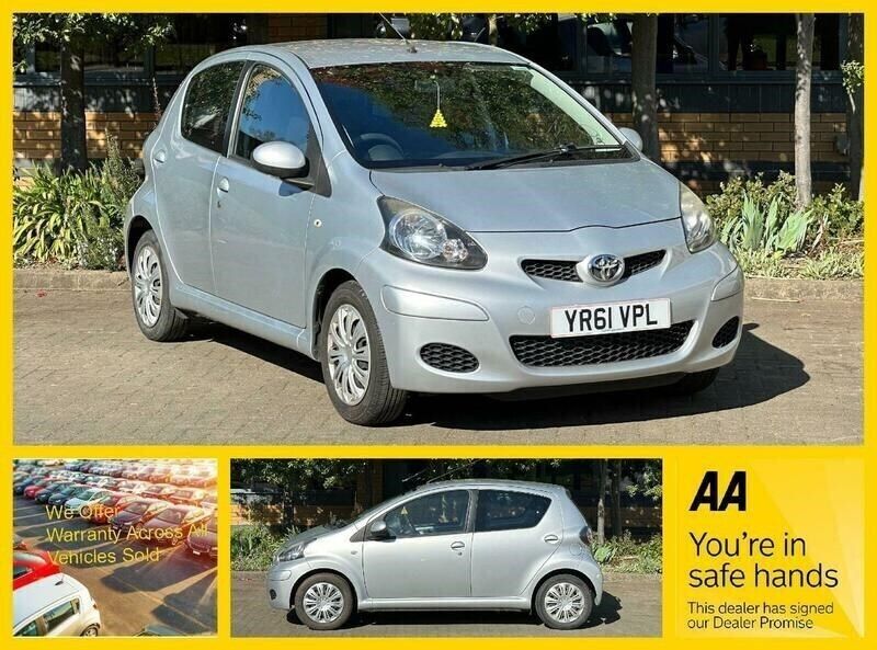 Silver Used 2011 Toyota Aygo Hatchback | £3,475 (Fair price) - Image 1/4