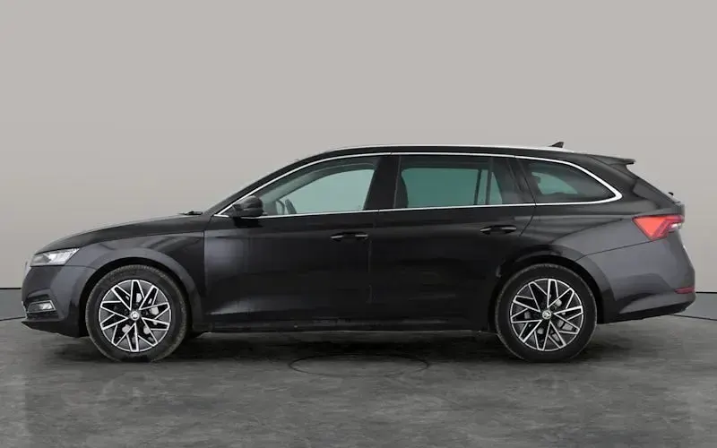 Used Skoda Octavia SE L 116 HP (85 kW) 2021 Black Estate