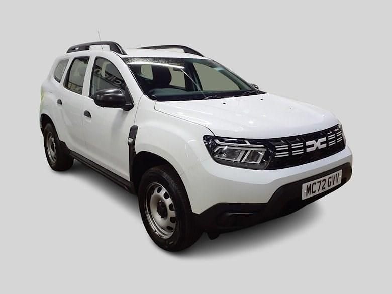 Used Dacia Duster Essentiel 90 HP (66 kW) 2023 White SUV