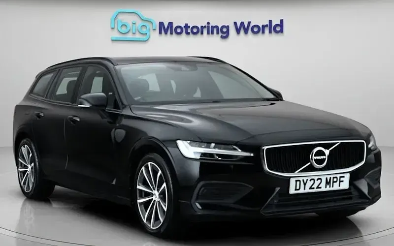 Used Volvo V60 Momentum 163 HP (119 kW) 2021 Estate