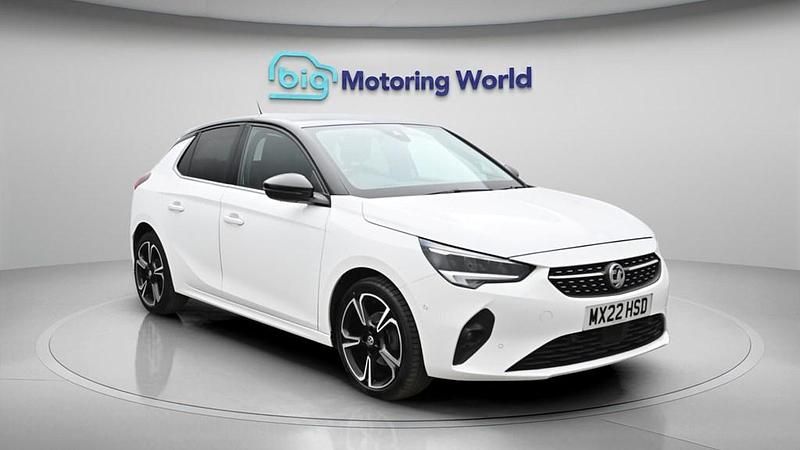 Used Vauxhall Corsa Edition 75 HP (55 kW) 2022 White Hatchback