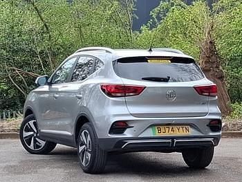 Used MG ZS Trophy 129 kW (176 HP) 2024 Silver SUV