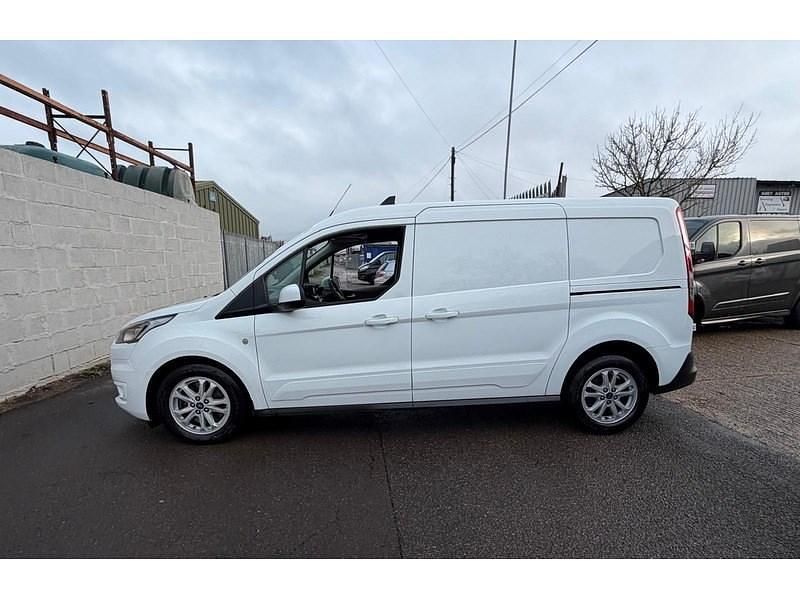 Used Ford Transit Connect Limited 120 HP (88 kW) 2022 White MPV