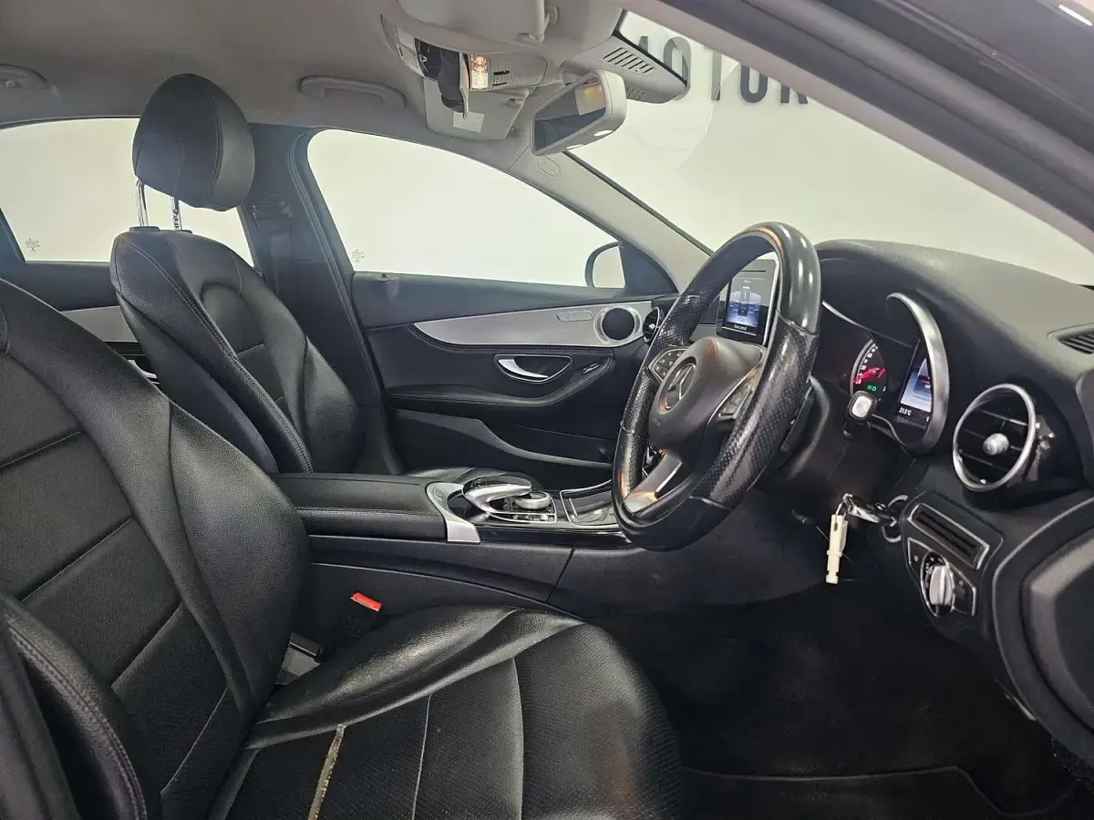 Used Mercedes C220 170 HP (125 kW) 2014 Black Sedan