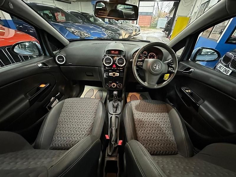 Used Vauxhall Corsa 100 HP (73 kW) 2014 Blue Hatchback