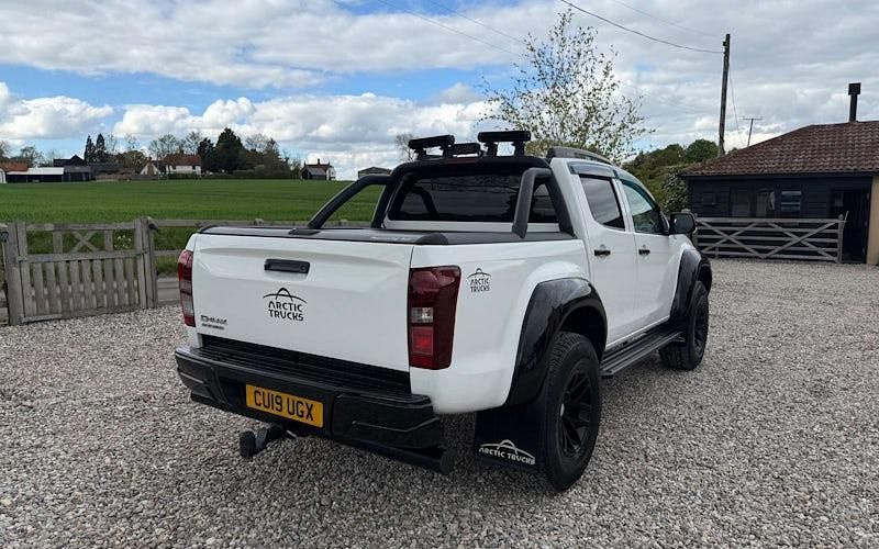 Used Isuzu D-Max 165 HP (121 kW) 2020 Pickup