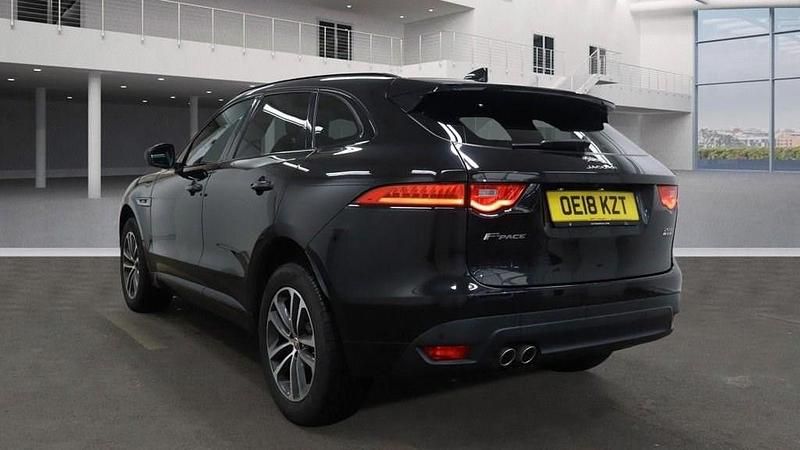 Used Jaguar F-Pace R-Sport 180 HP (132 kW) 2018 Black SUV