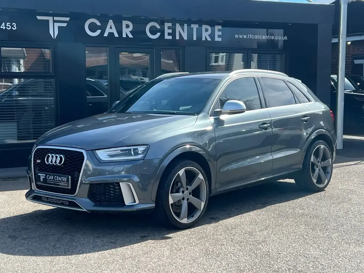 Begagnad Audi RS Q3 310 HK (228 kW) 2014 Grå SUV