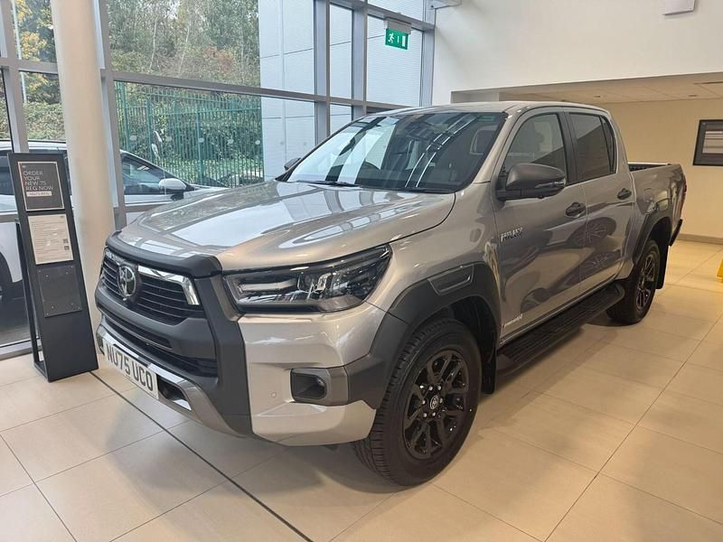 Silver New 2025 Toyota HiLux Pickup | £39,495 (Fair price) - Image 1/4