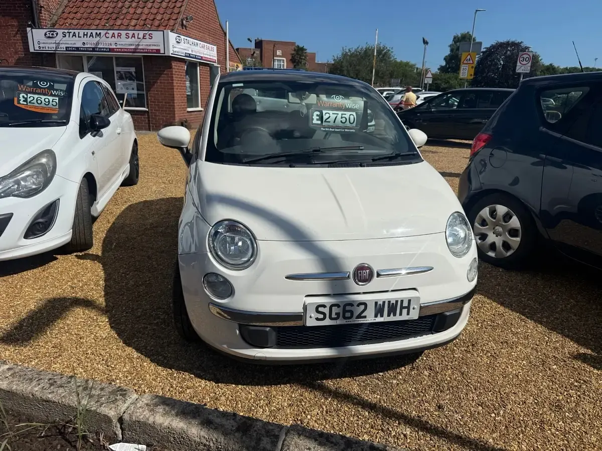Used Fiat 500 Lounge 69 HP (50 kW) 2012 White Hatchback